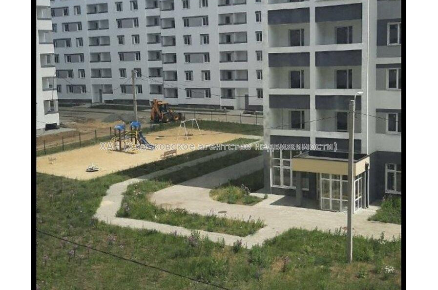 Продам квартиру, Полтавский Шлях ул. , 1  ком., 42.70 м², без внутренних работ 