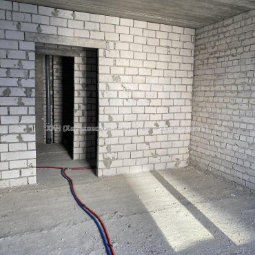 Продам квартиру, Полтавский Шлях ул. , 1  ком., 42.70 м², без внутренних работ 