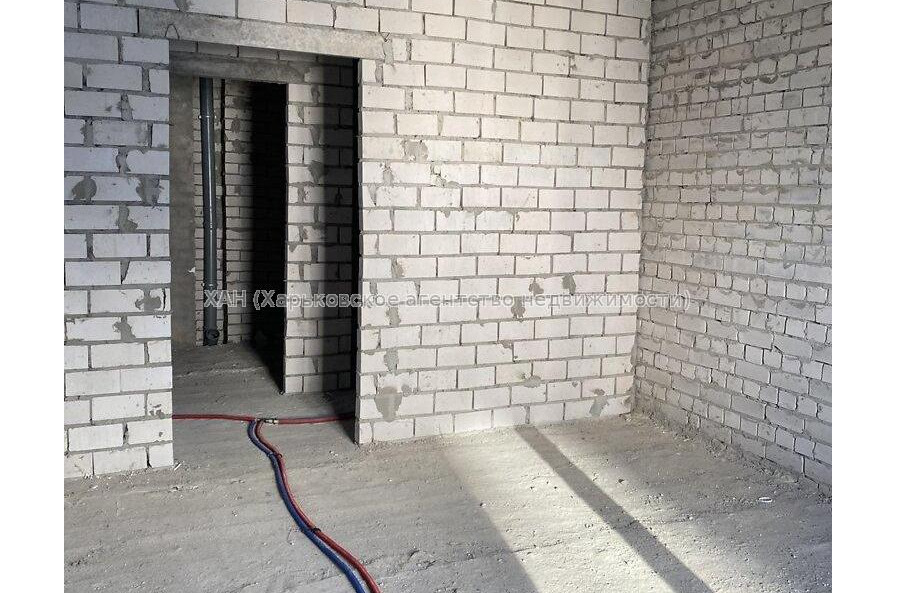 Продам квартиру, Полтавский Шлях ул. , 1  ком., 42.70 м², без внутренних работ 