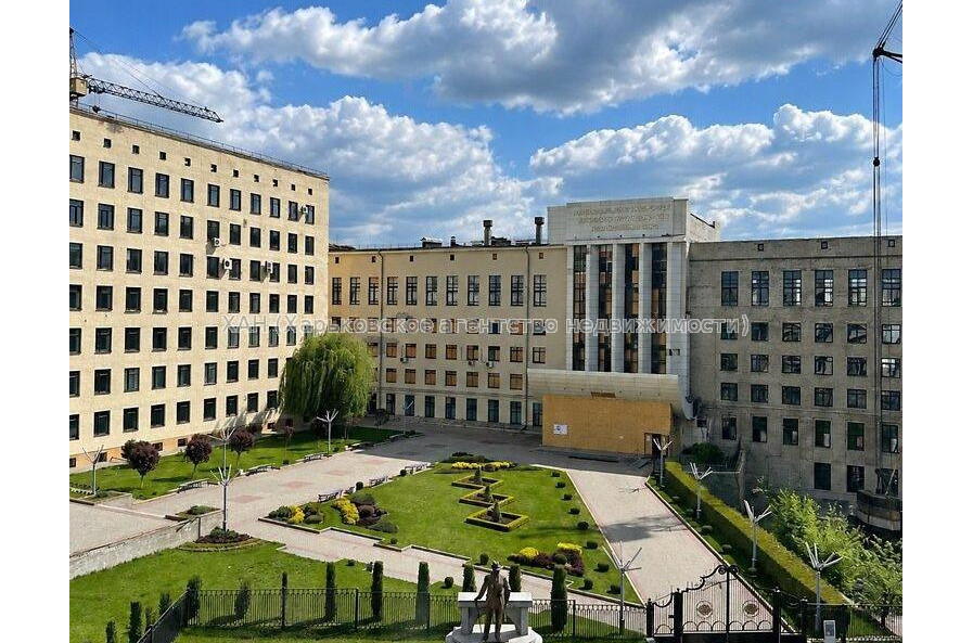 Продам квартиру, Черноглазовская ул. , 3 кім., 138.50 м², авторский дизайн 