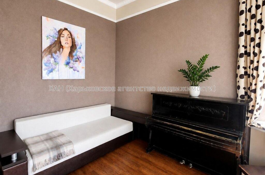 Продам квартиру, Черноглазовская ул. , 3 кім., 138.50 м², авторский дизайн 