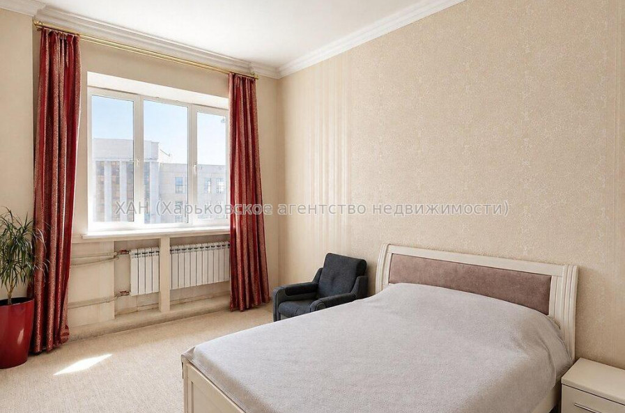 Продам квартиру, Черноглазовская ул. , 3 кім., 138.50 м², авторский дизайн 