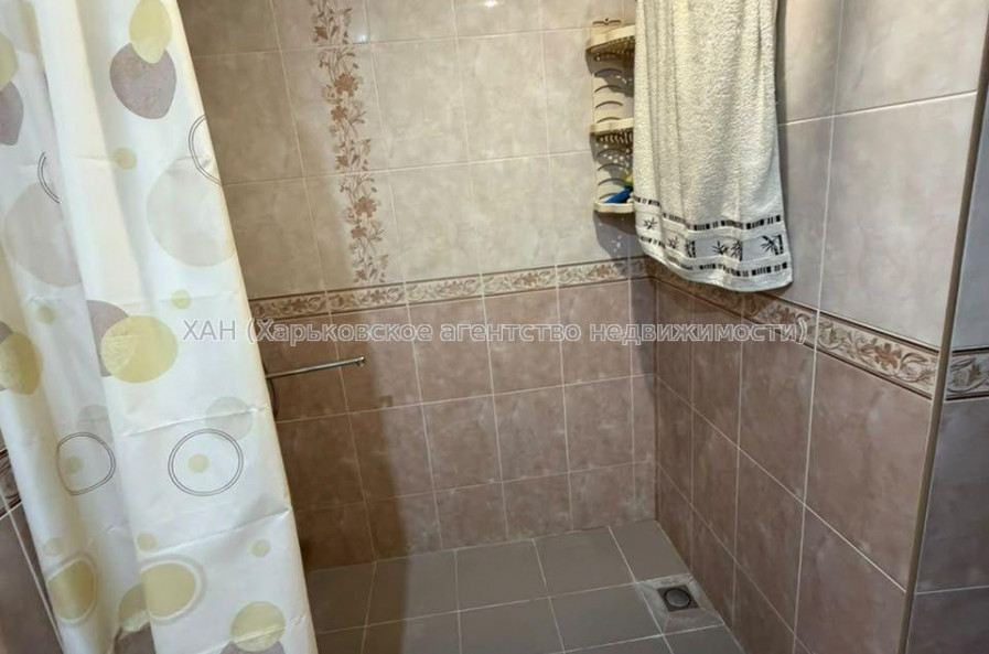 Продам квартиру, Золочевская ул. , 2  ком., 48.50 м², косметический ремонт 