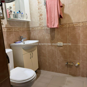 Продам квартиру, Золочевская ул. , 2  ком., 48.50 м², косметический ремонт 