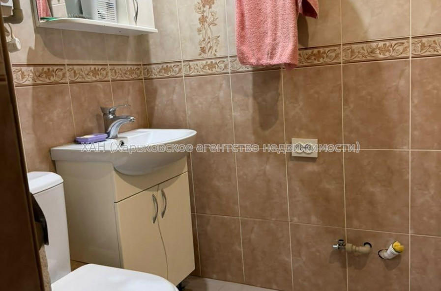 Продам квартиру, Золочевская ул. , 2  ком., 48.50 м², косметический ремонт 