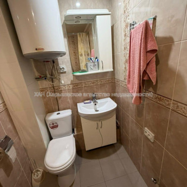 Продам квартиру, Золочевская ул. , 2  ком., 48.50 м², косметический ремонт 