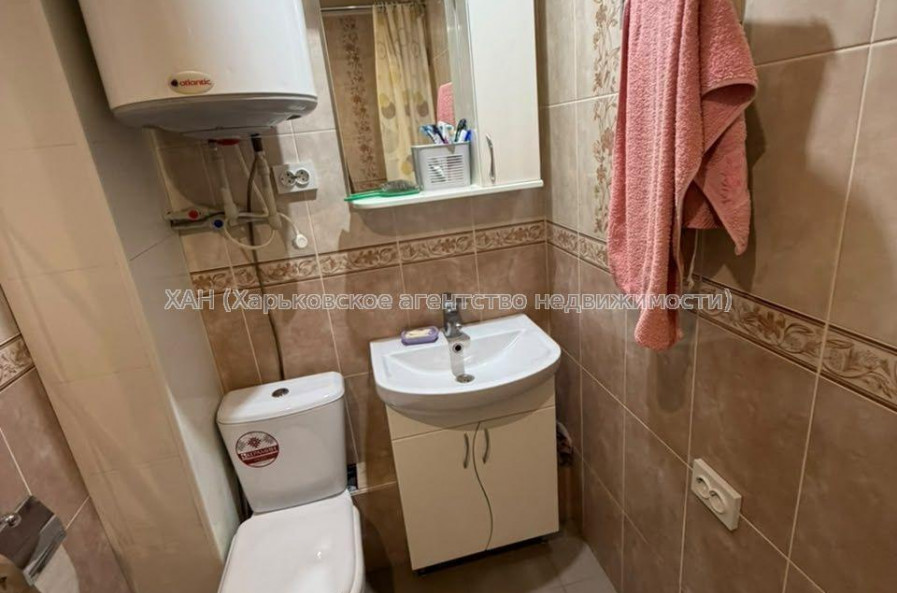 Продам квартиру, Золочевская ул. , 2  ком., 48.50 м², косметический ремонт 