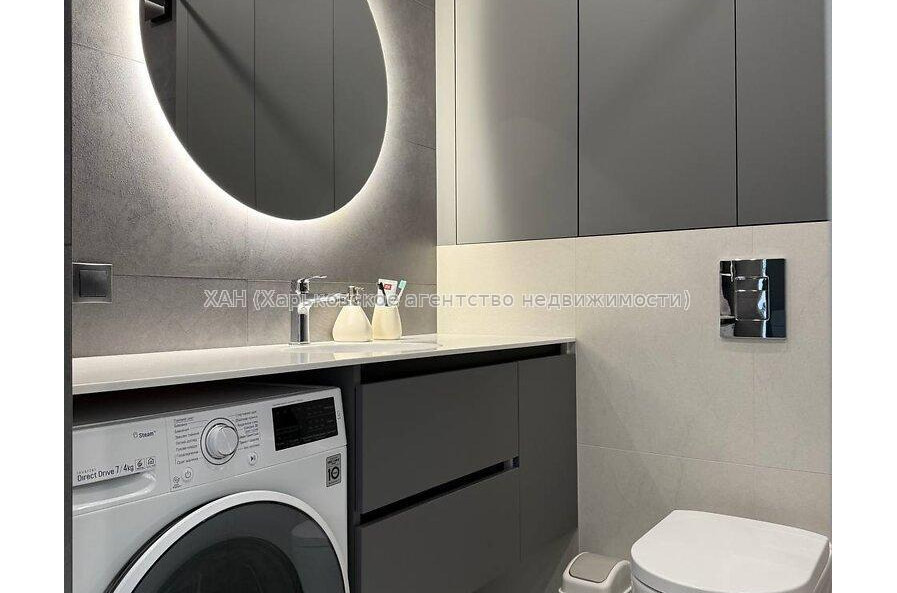Продам квартиру, Героев Харькова просп. , 1  ком., 49 м², евроремонт 