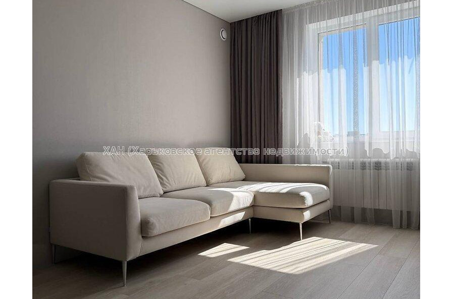 Продам квартиру, Героев Харькова просп. , 1  ком., 49 м², евроремонт 
