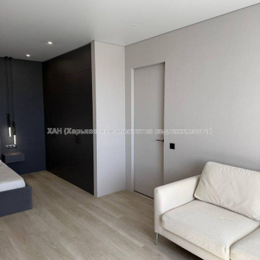 Продам квартиру, Героев Харькова просп. , 1  ком., 49 м², евроремонт 