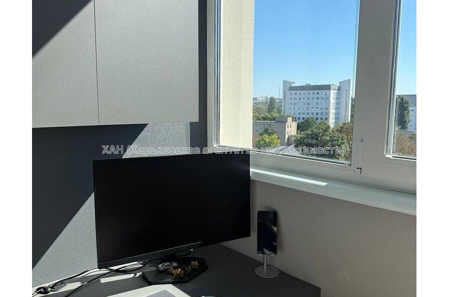 Продам квартиру, Героев Харькова просп. , 1  ком., 49 м², евроремонт 