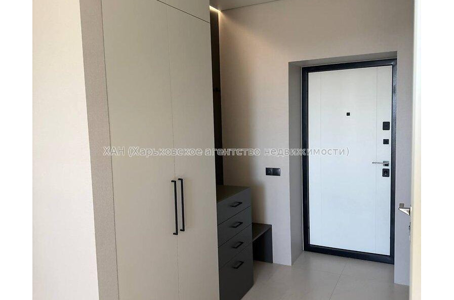 Продам квартиру, Героев Харькова просп. , 1  ком., 49 м², евроремонт 