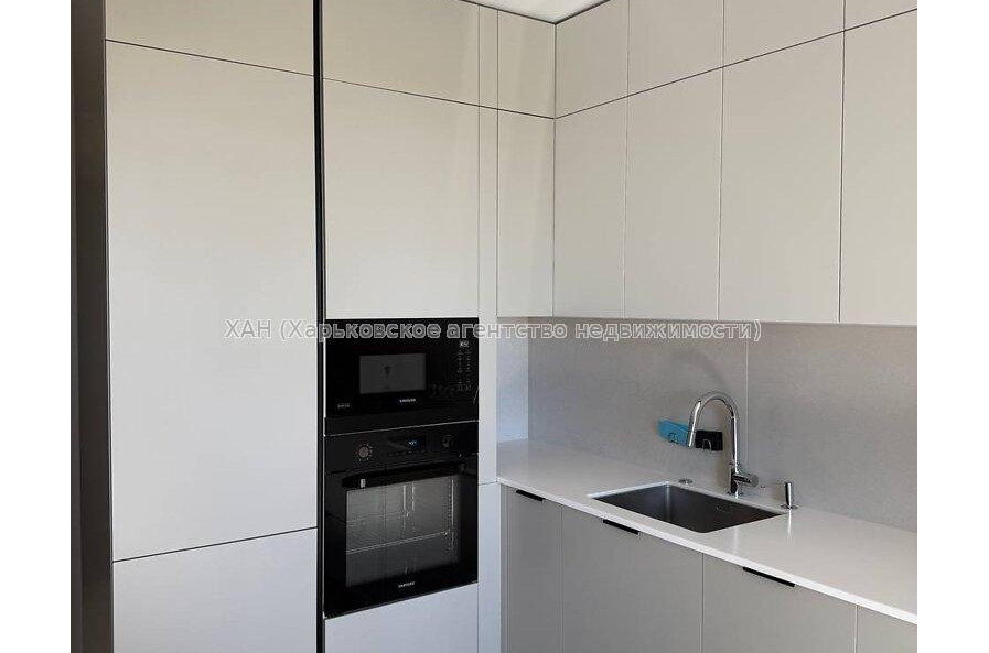 Продам квартиру, Героев Харькова просп. , 1  ком., 49 м², евроремонт 