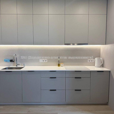 Продам квартиру, Героев Харькова просп. , 1  ком., 49 м², евроремонт 