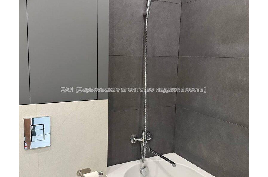 Продам квартиру, Героев Харькова просп. , 1  ком., 49 м², евроремонт 