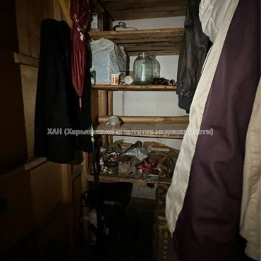 Продам квартиру, Бучмы ул. , 3 кім., 60 м², косметический ремонт 