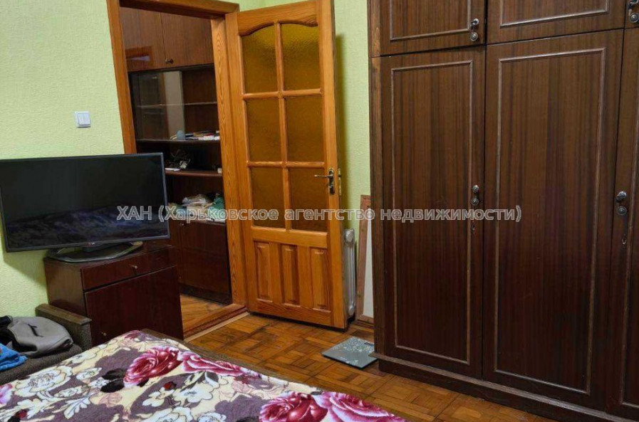 Продам квартиру, Независимости пр-т , 3  ком., 69 м², косметический ремонт 