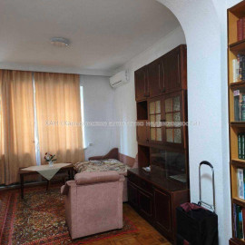 Продам квартиру, Независимости пр-т , 3  ком., 69 м², косметический ремонт