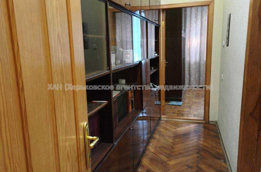Продам квартиру, Независимости пр-т , 3  ком., 69 м², косметический ремонт 