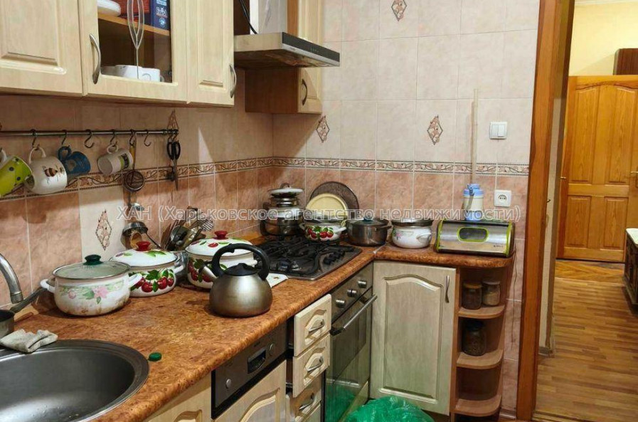 Продам квартиру, Независимости пр-т , 3  ком., 69 м², косметический ремонт 