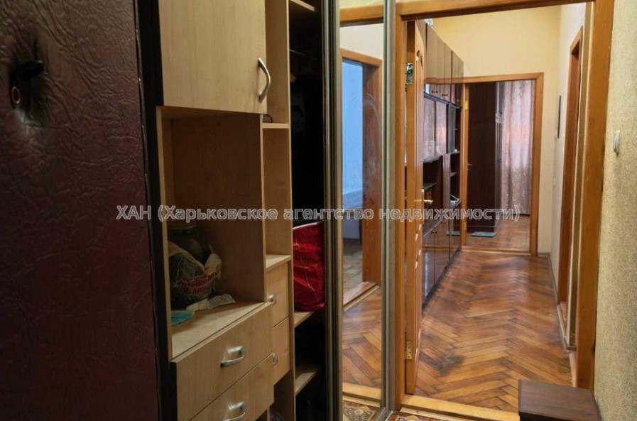 Продам квартиру, Независимости пр-т , 3  ком., 69 м², косметический ремонт 