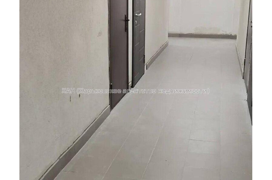 Продам квартиру, Героев Харькова просп. , 2  ком., 50 м², без ремонта 