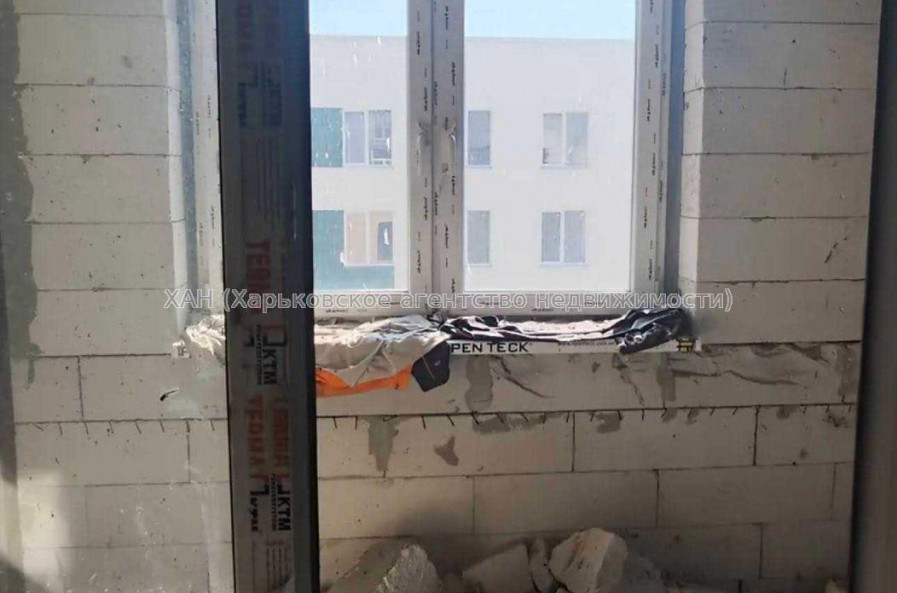 Продам квартиру, Героев Харькова просп. , 2  ком., 50 м², без ремонта 