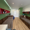 Продам квартиру, Молочная ул. , 3 кім., 80 м², евроремонт 