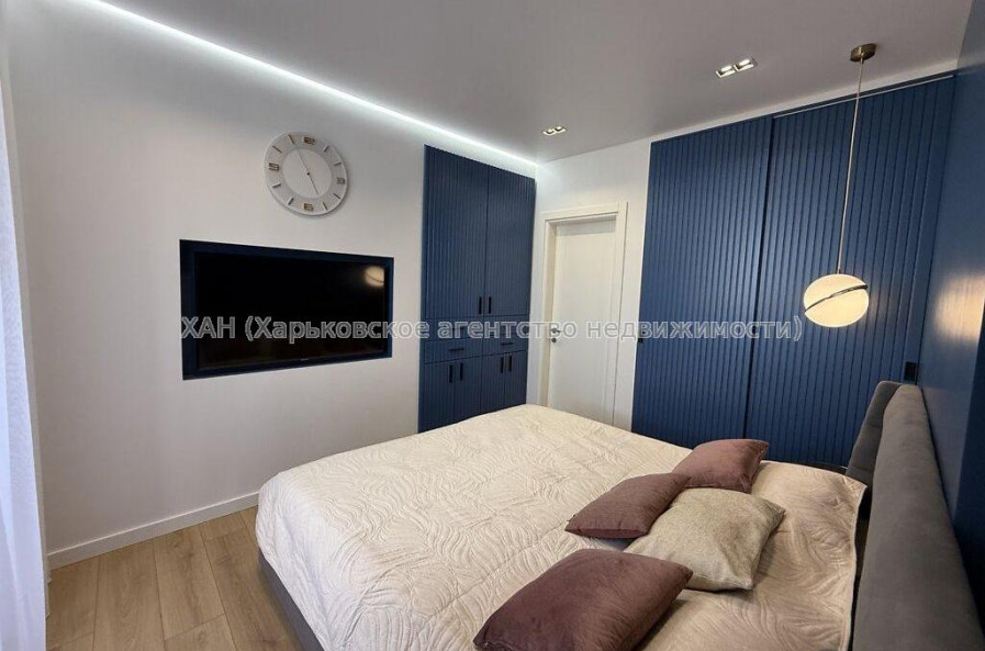 Продам квартиру, Молочная ул. , 3 кім., 80 м², евроремонт 