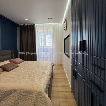 Продам квартиру, Молочная ул. , 3 кім., 80 м², евроремонт 