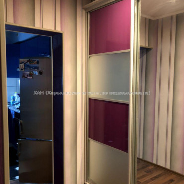 Продам квартиру, Соборности Украины ул. , 1  ком., 48.30 м², евроремонт 