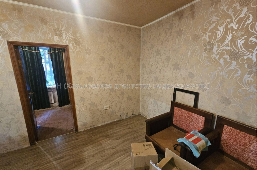 Продам квартиру, 2  ком., 41.90 м², советский ремонт 