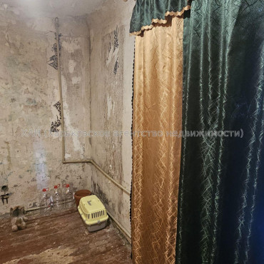 Продам квартиру, 2  ком., 41.90 м², советский ремонт 