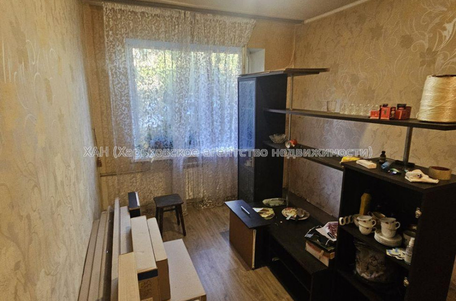 Продам квартиру, 2  ком., 41.90 м², советский ремонт 