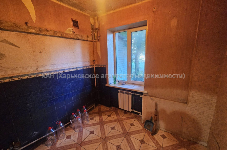 Продам квартиру, 2  ком., 41.90 м², советский ремонт 
