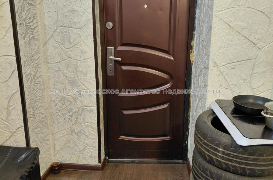 Продам квартиру, Полтавский Шлях ул. , 1 кім., 14 м², косметический ремонт 