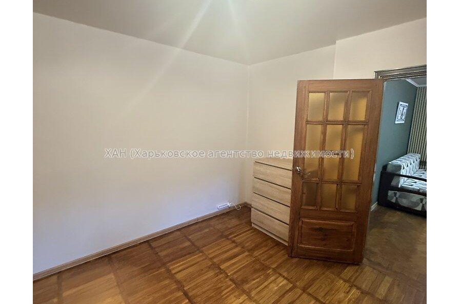 Продам квартиру, Байрона пр-т , 3 кім., 54.50 м², евроремонт 
