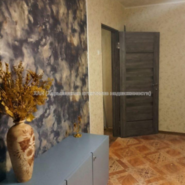Продам квартиру, Фесенковский въезд , 1  ком., 32 м², евроремонт 