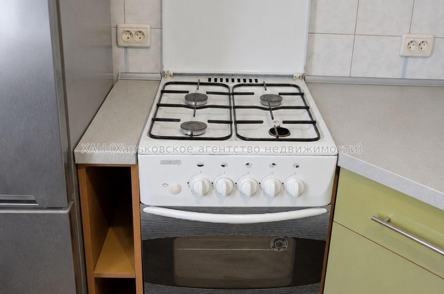 Продам квартиру, Фесенковский въезд , 1  ком., 32 м², евроремонт 