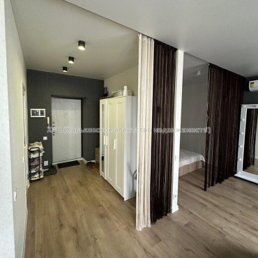 Продам квартиру, Мира ул. , 1  ком., 38.50 м², капитальный ремонт 