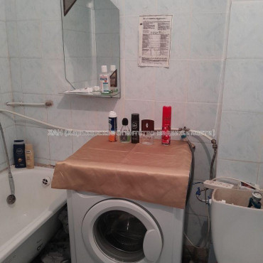 Продам квартиру, Морозова ул. , 1  ком., 32 м², косметический ремонт 