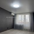 Продам квартиру, Владислава Зубенко ул. , 2 кім., 47 м², капитальный ремонт 