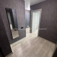 Продам квартиру, Владислава Зубенко ул. , 2 кім., 47 м², капитальный ремонт 