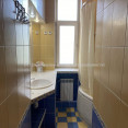 Продам квартиру, Металлиста ул. , 3  ком., 79.90 м², капитальный ремонт 