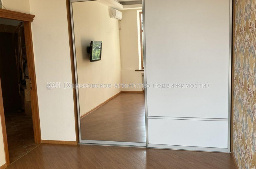Продам квартиру, Металлиста ул. , 3  ком., 79.90 м², капитальный ремонт 