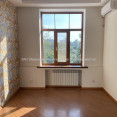 Продам квартиру, Металлиста ул. , 3  ком., 79.90 м², капитальный ремонт 