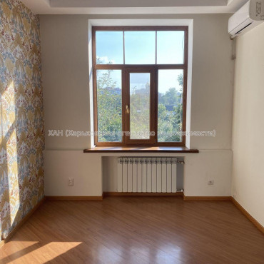 Продам квартиру, Металлиста ул. , 3  ком., 79.90 м², капитальный ремонт 