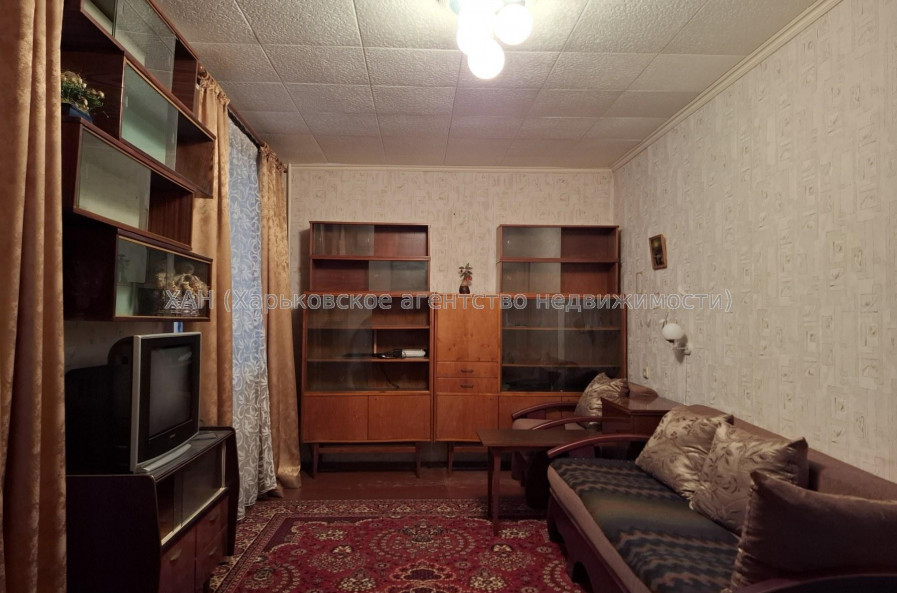 Сдам квартиру, Соборности Украины ул. , 2  ком., 52 м², косметический ремонт 