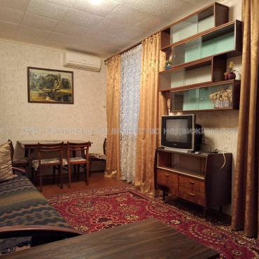 Сдам квартиру, Соборности Украины ул. , 2  ком., 52 м², косметический ремонт 