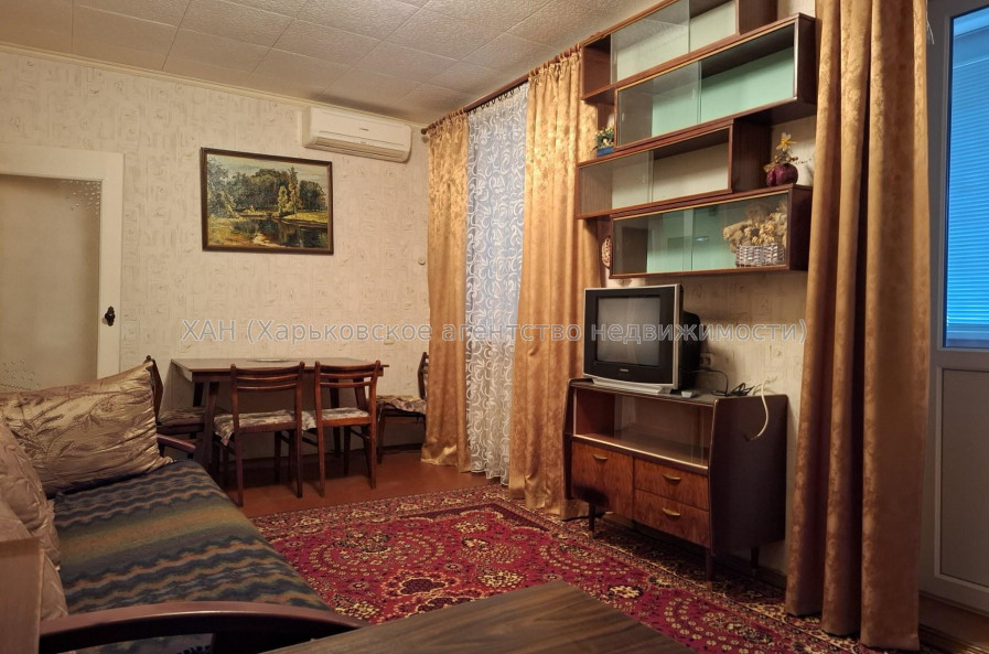 Сдам квартиру, Соборности Украины ул. , 2  ком., 52 м², косметический ремонт 